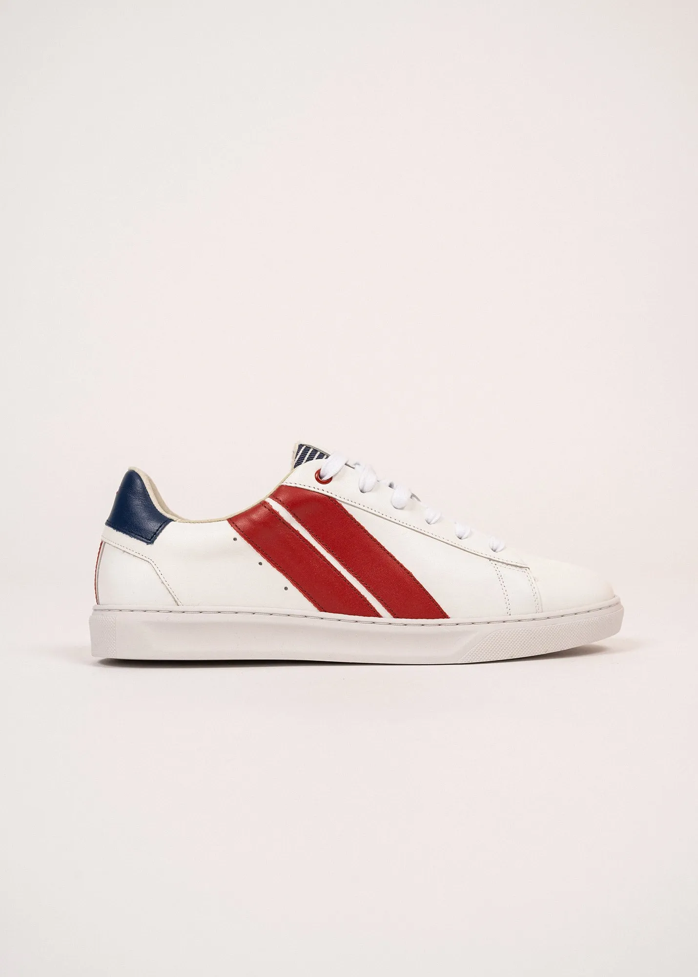 Baskets homme asymtriques - SAINT JAMES x Caval (BLANC/ROUGE)