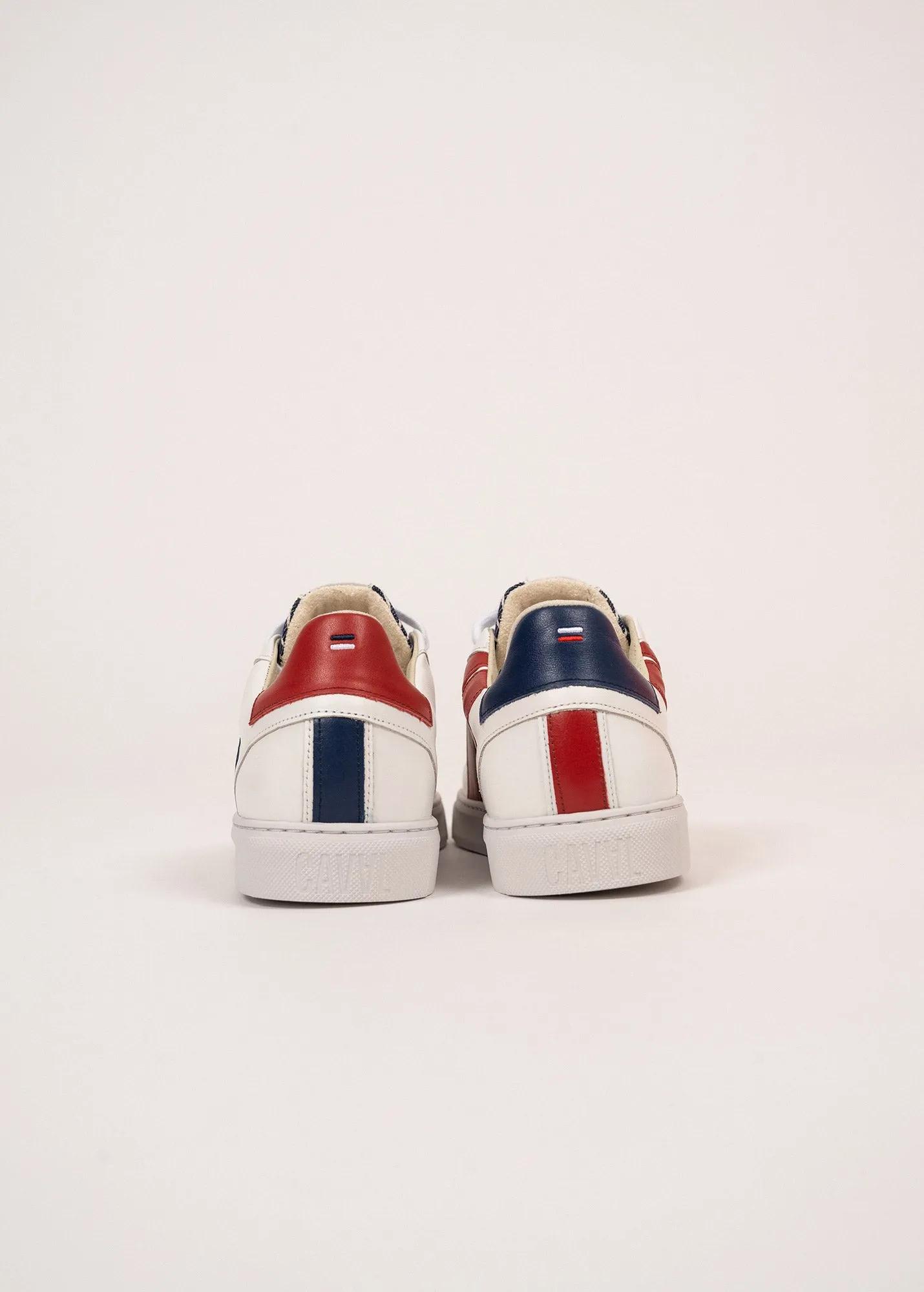 Baskets homme asymtriques - SAINT JAMES x Caval (BLANC/ROUGE)