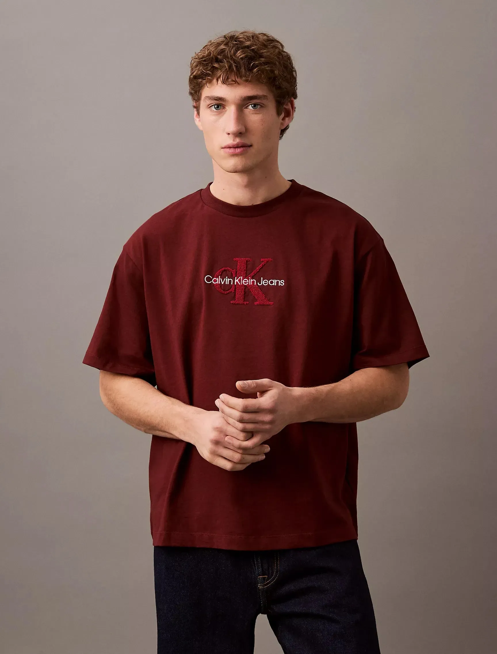 Calvin Klein Monogram Logo Flocked Graphic Relaxed T-Shirt - Men