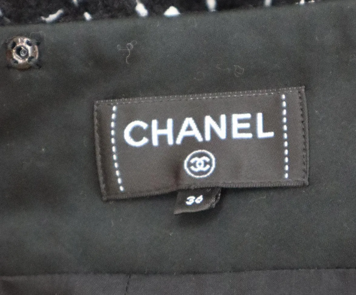 Chanel B&W Wool Tweed Skirt sz 2