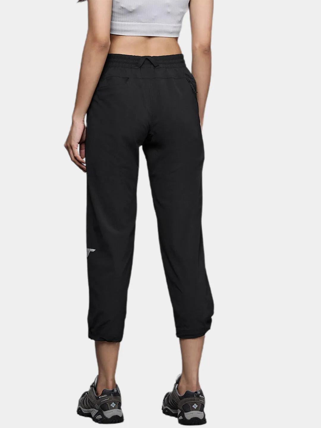 Columbia Women Black Omni-Shield W Titan Pass Lightweight Pant
