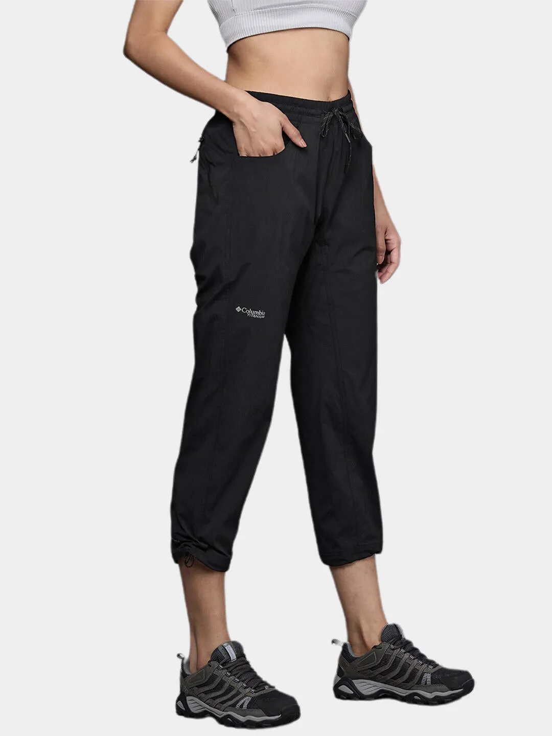 Columbia Women Black Omni-Shield W Titan Pass Lightweight Pant