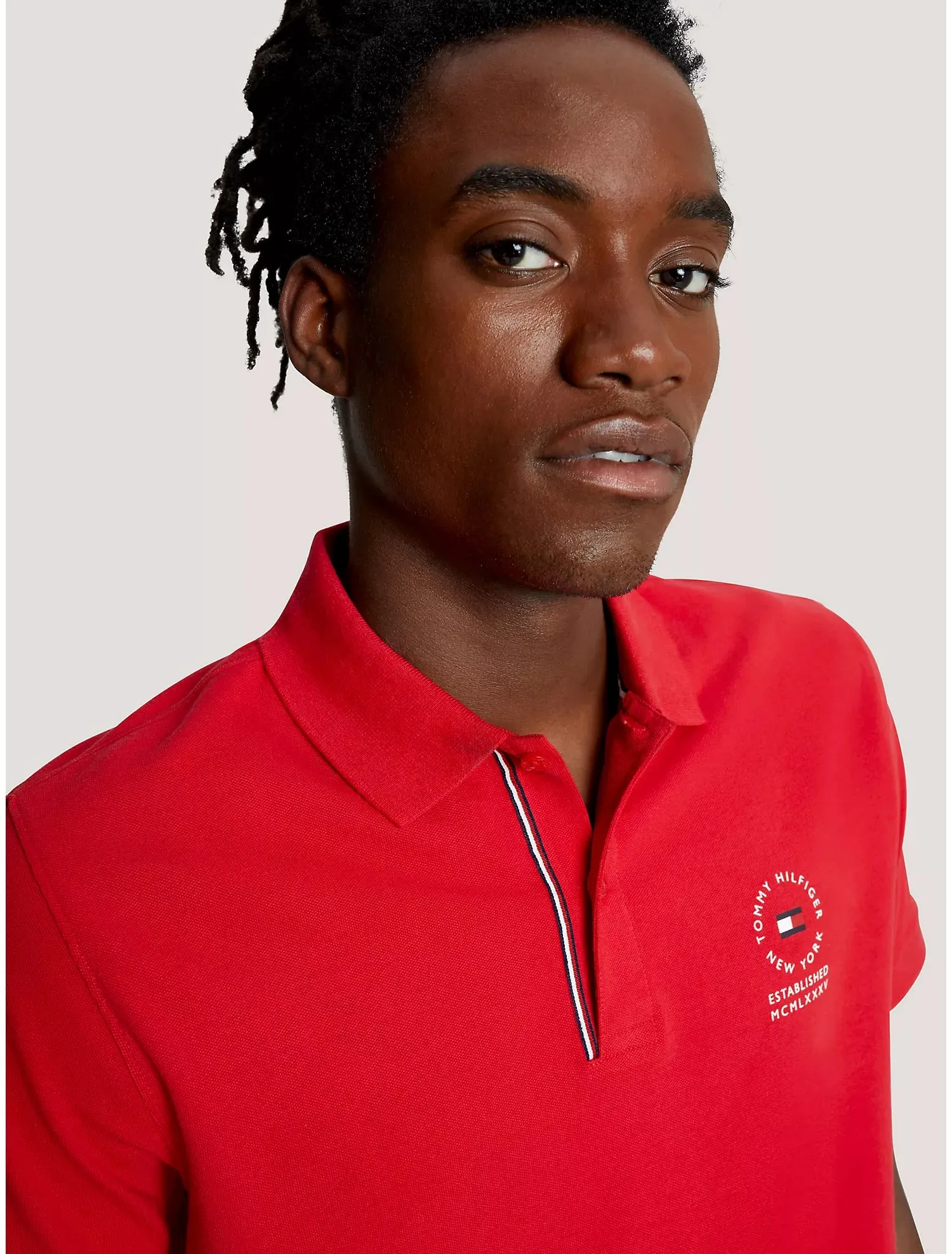 Tommy Hilfiger Regular Fit Round Logo Polo - Men