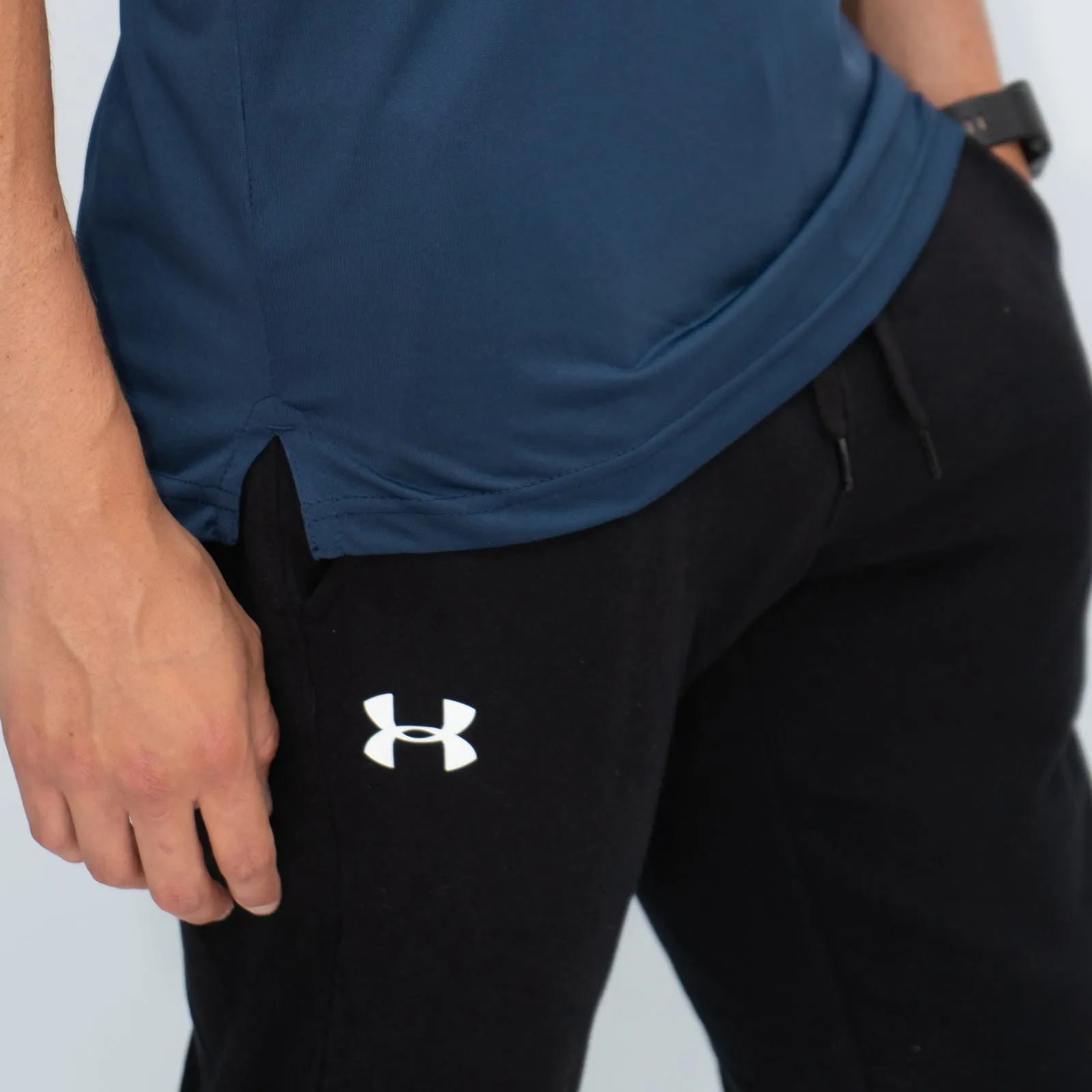 Under Armour Mens HeatGear Golf Sports Navy Blue Polo Shirt Casual Tops